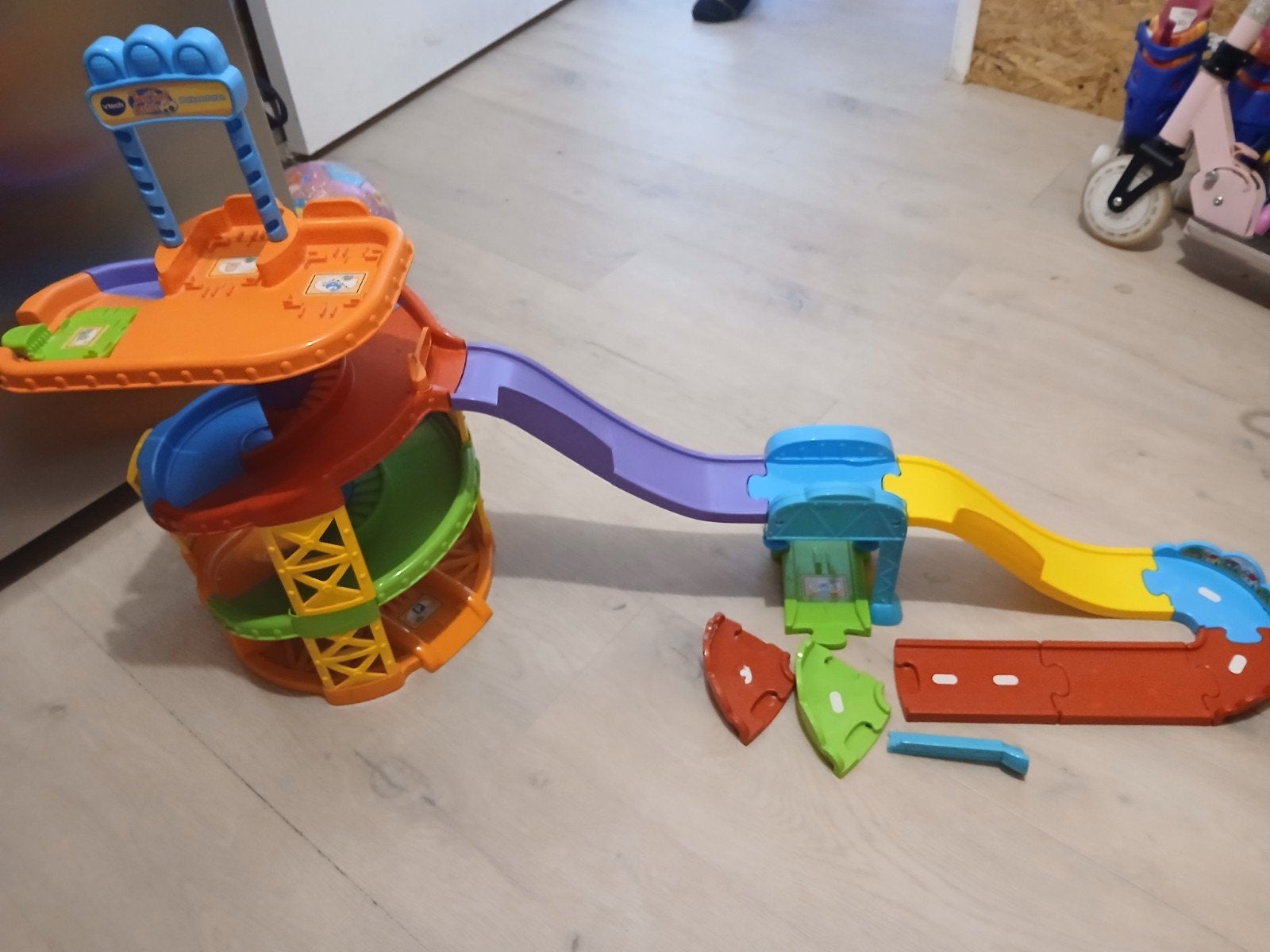 VTech Toet Toet Auto's en VTech Zoef Zoef Dieren speelset, Kinderen en Baby's, Speelgoed | Vtech, Ophalen of Verzenden, Gebruikt