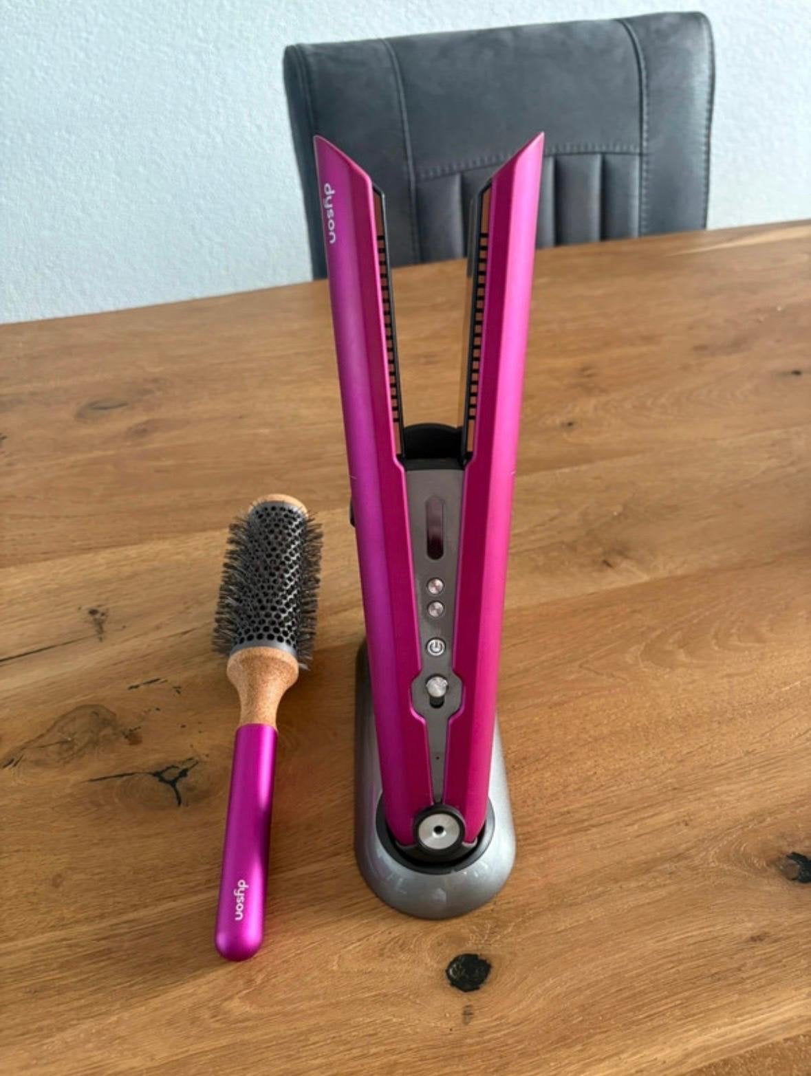 Dyson Corrale Stijltang met Borstel - Fuchsiaroze, Ophalen, Zo goed als nieuw, Haarverzorging
