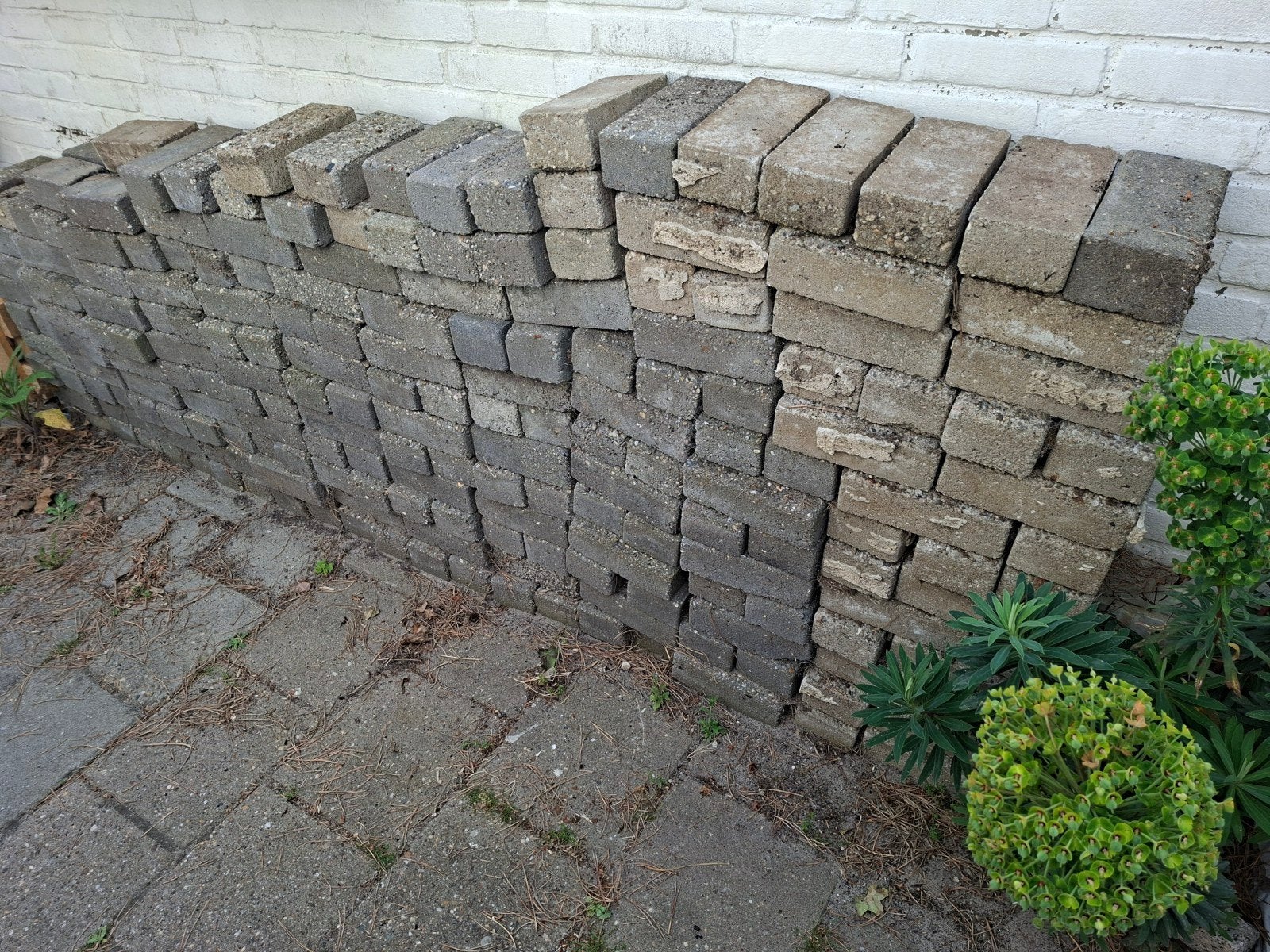 Gratis bk betonstenen, Tuin en Terras, Tegels en Klinkers, Ophalen, Beton, Klinkers