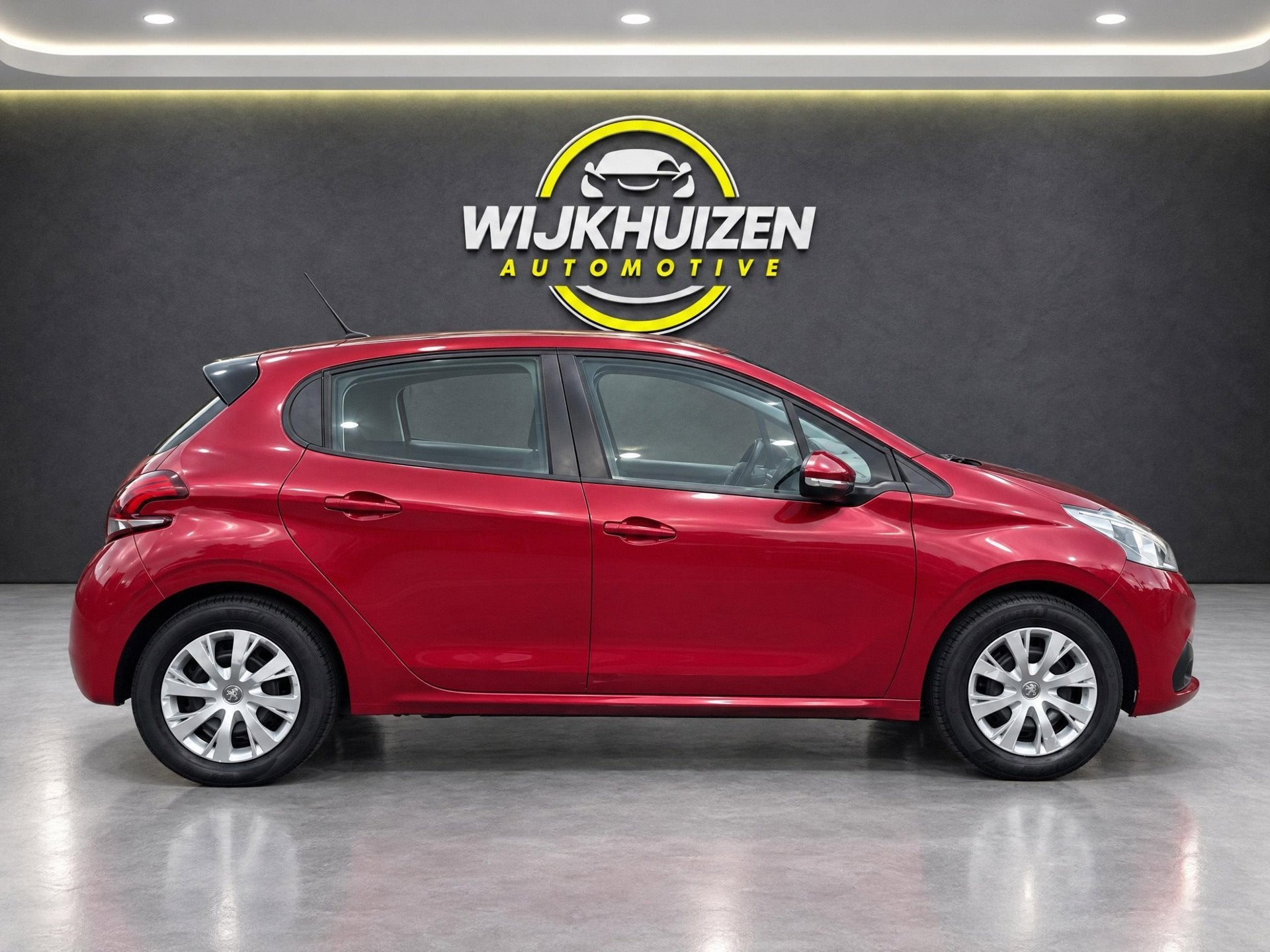 Peugeot 208 1.2 PureTech Blue Lion met Airco ! Navigatie ! L, Voorwielaandrijving, Dealer onderhouden, Stof, Gebruikt