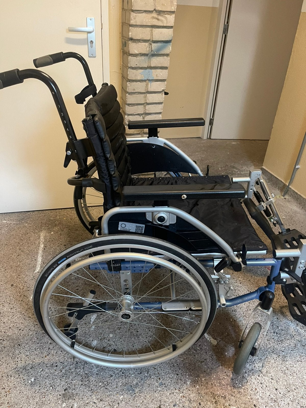 Rolstoel xxl, Ophalen of Verzenden, Inklapbaar, Zo goed als nieuw, Duwrolstoel