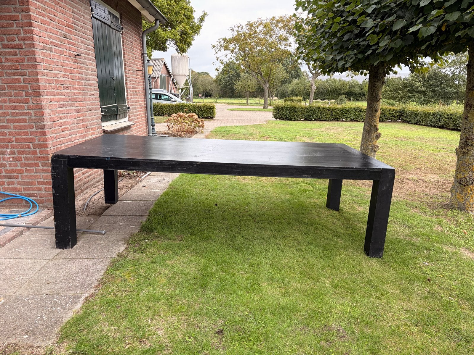Robuuste Zwarte Eettafel - Perfect voor Buiten/ binnen, Ophalen, Gebruikt, Alle, Eikenhout