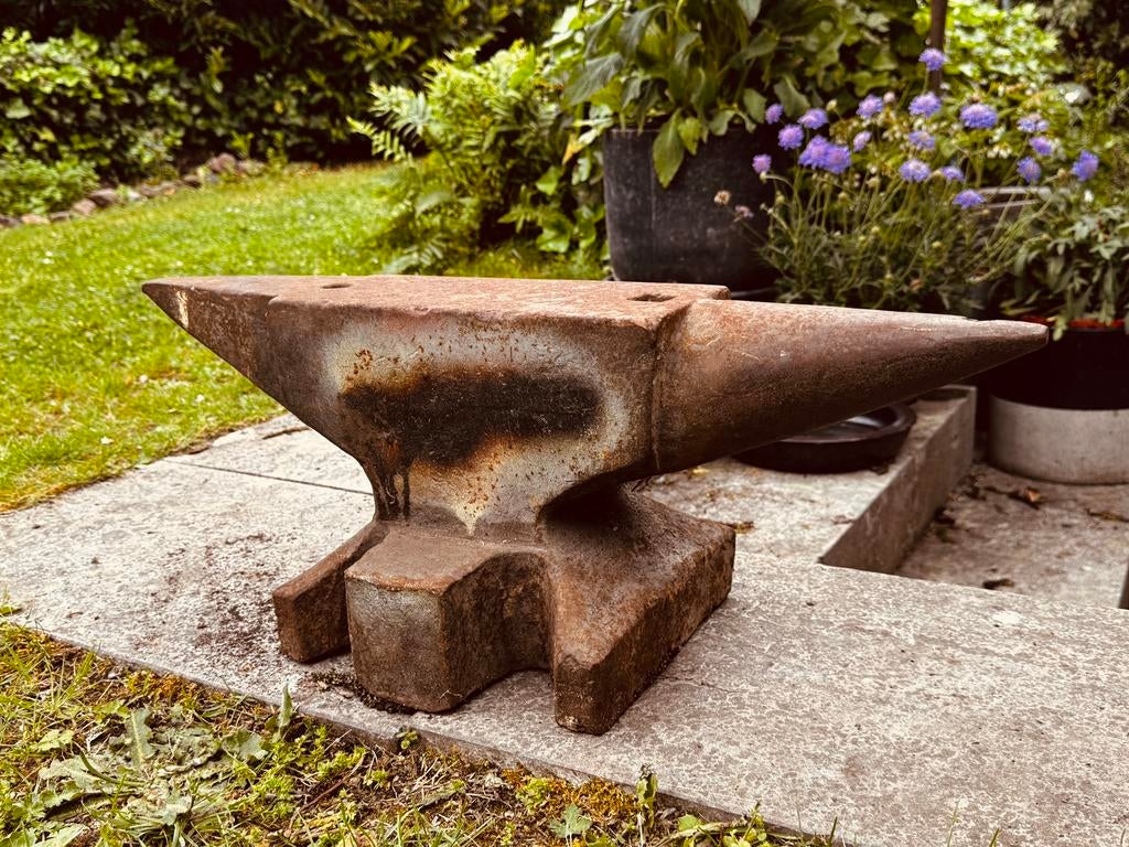 Aambeeld, Tuin en Terras, Ophalen of Verzenden, Gebruikt