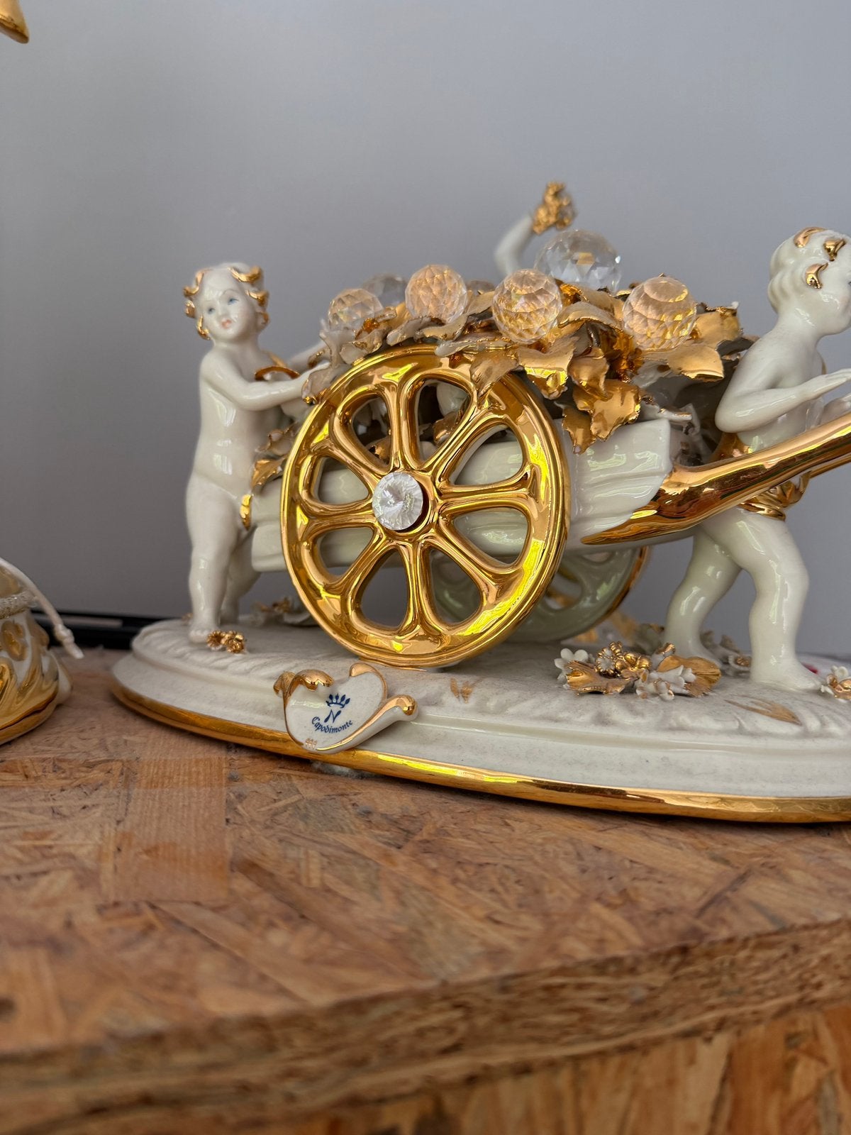 Capodimonte beeld kar, Antiek en Kunst, Ophalen