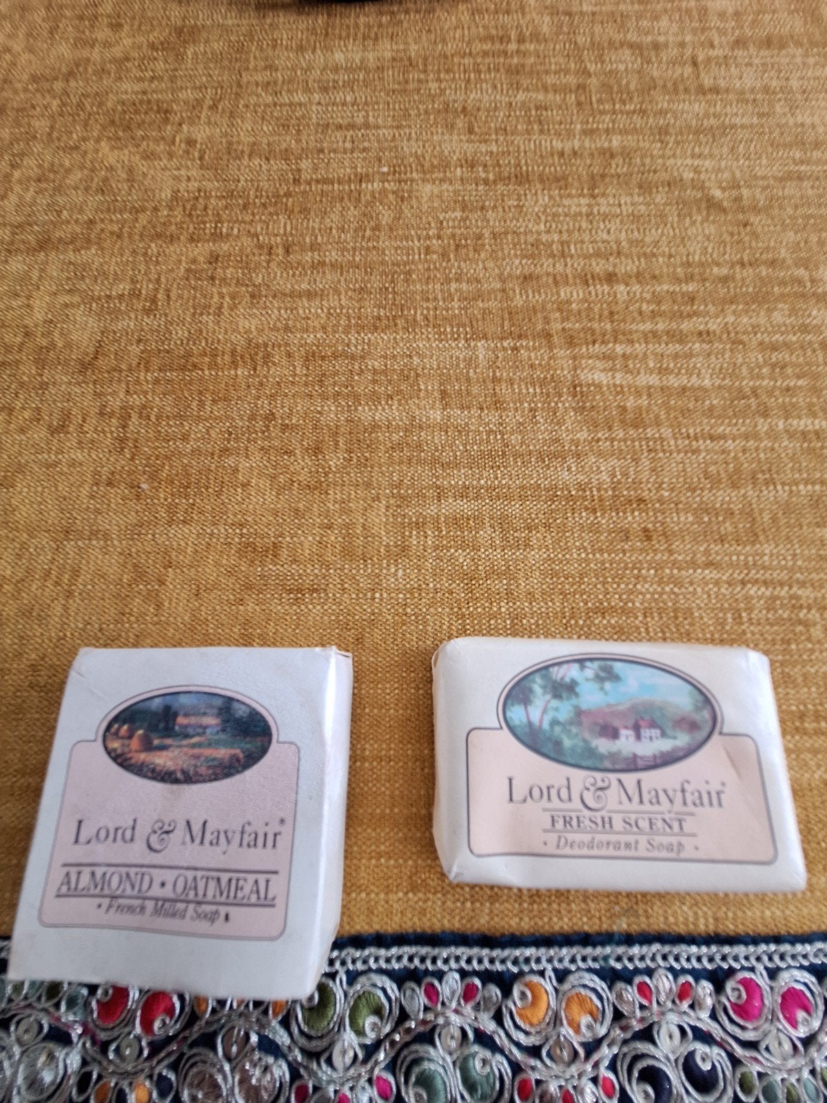 Vintage Lord & Mayfair Zeepjes Almond Oatmeal & Fresh Scent, Verzamelen, Ophalen of Verzenden