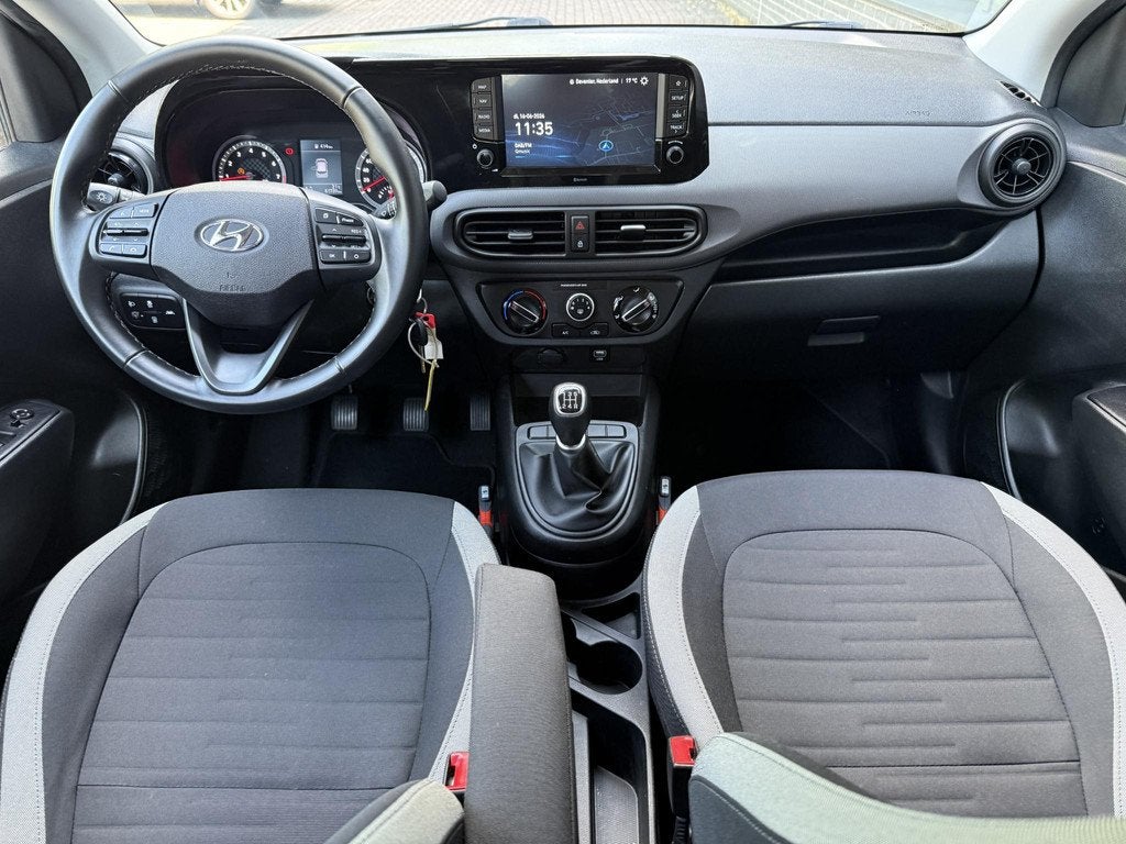 Hyundai i10 1.0 Comfort Smart / Eerste Eigenaar / Dealer Ond, Auto's, Hyundai, Voorwielaandrijving, Start-stop-systeem, Stof, Gebruikt