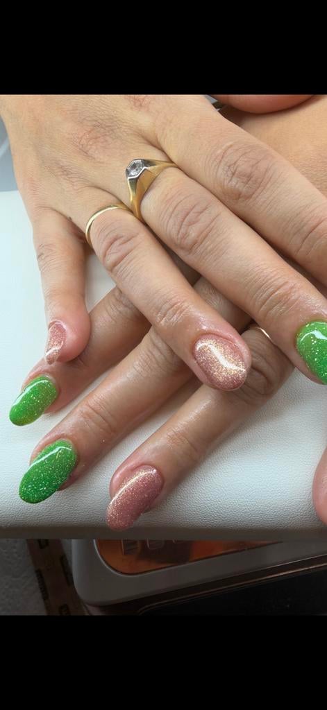 Mooi biab nagel haar vlechten en one by one wimpers, Overige kleuren, Nieuw, Ophalen of Verzenden, Handen en Nagels