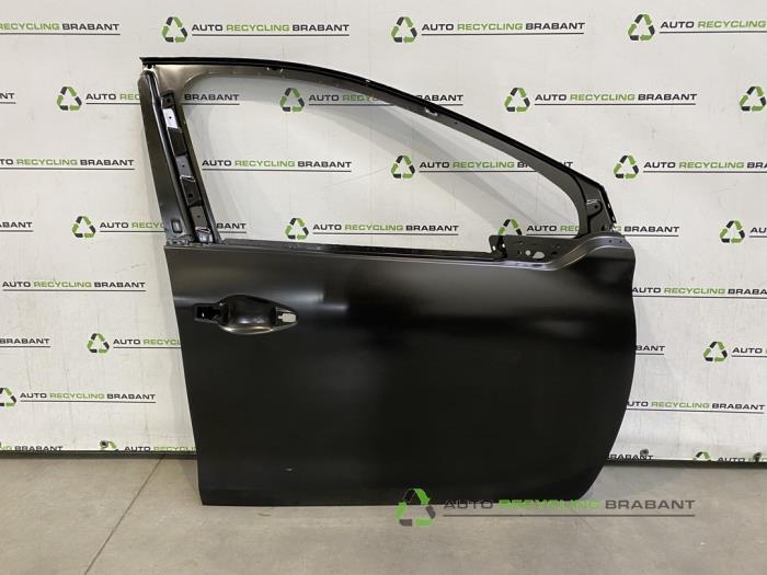 Portier 4Deurs rechts-voor van een Peugeot 208, 12 maanden garantie, -, Deur, -