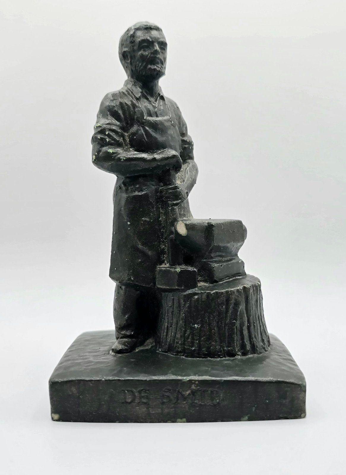 Vintage  AmbachtsBeeldje, De Smid., Ophalen of Verzenden