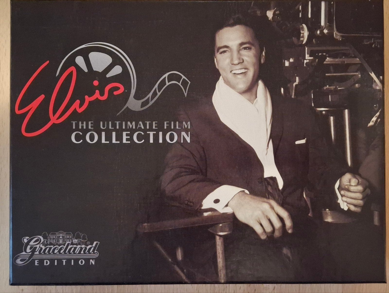 Elvis The Ultimate Film Collection Graceland Edition, Cd's en Dvd's, Dvd's | Overige Dvd's, Zo goed als nieuw, Inclusief boekje