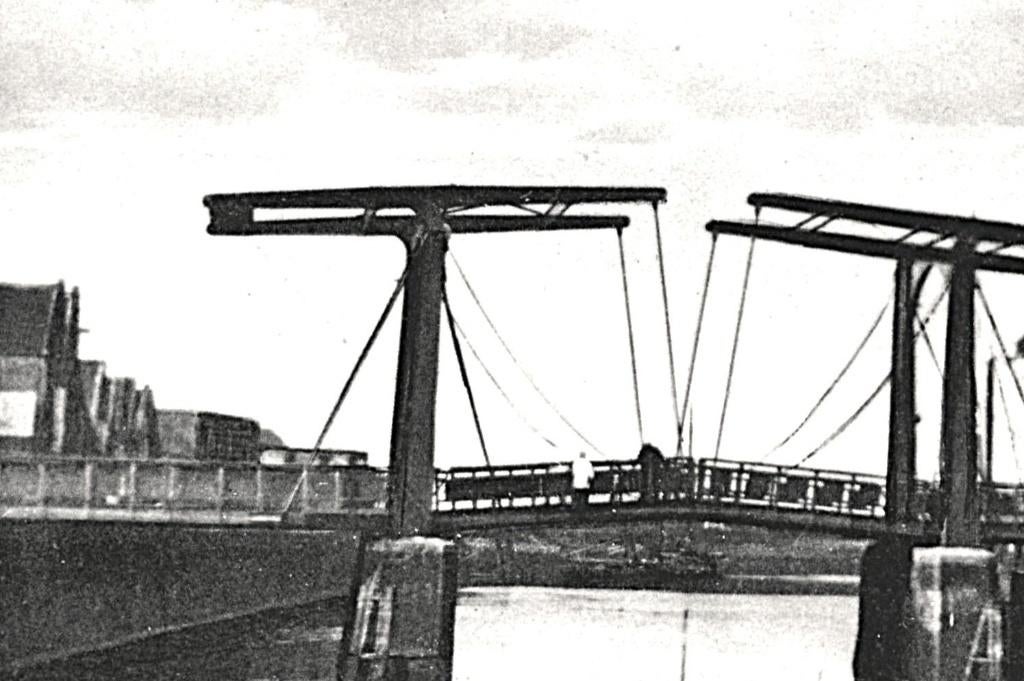 946407 Zierikzee Haven poort Nette oude kaart Onbeschreven, Ophalen of Verzenden, 1960 tot 1980, Ongelopen, Noord-Brabant