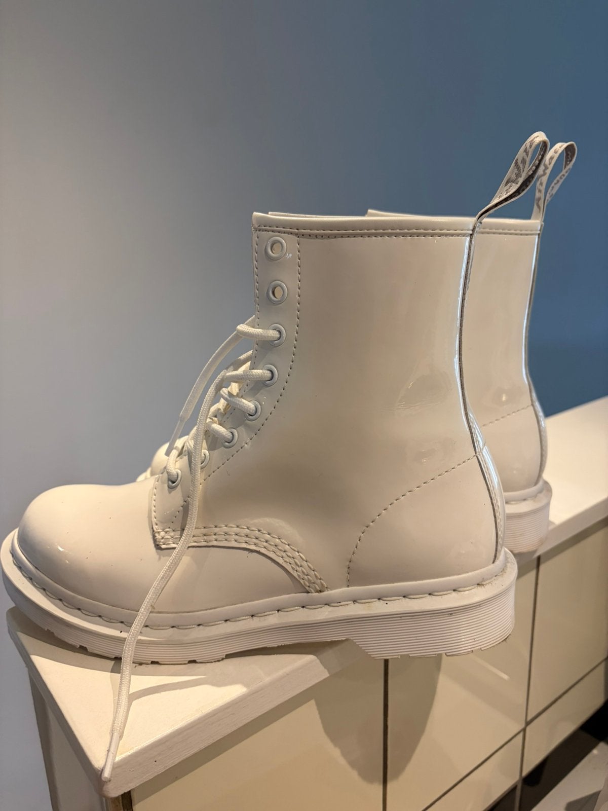 Dr Martens Wit maat 39, Kleding | Dames, Schoenen, Ophalen of Verzenden, Zo goed als nieuw, Wit