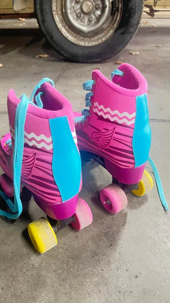 Soy Luna rolschaatsen - Roze/Blauw, Ophalen of Verzenden, Gebruikt, Kinderen