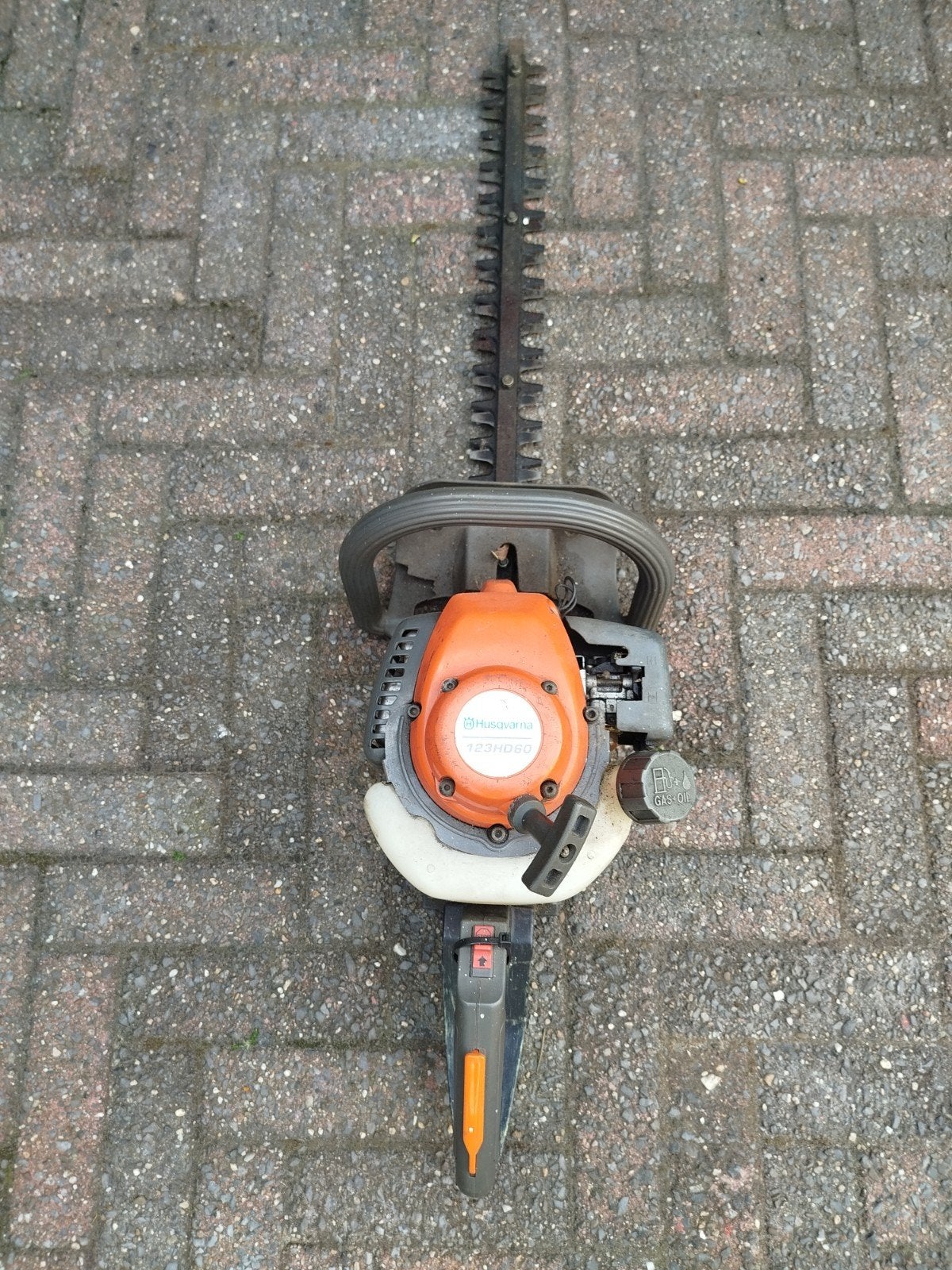 Te koop aangeboden Husqvarna snoei machine, Ophalen, Gebruikt, Benzine, Husqvarna