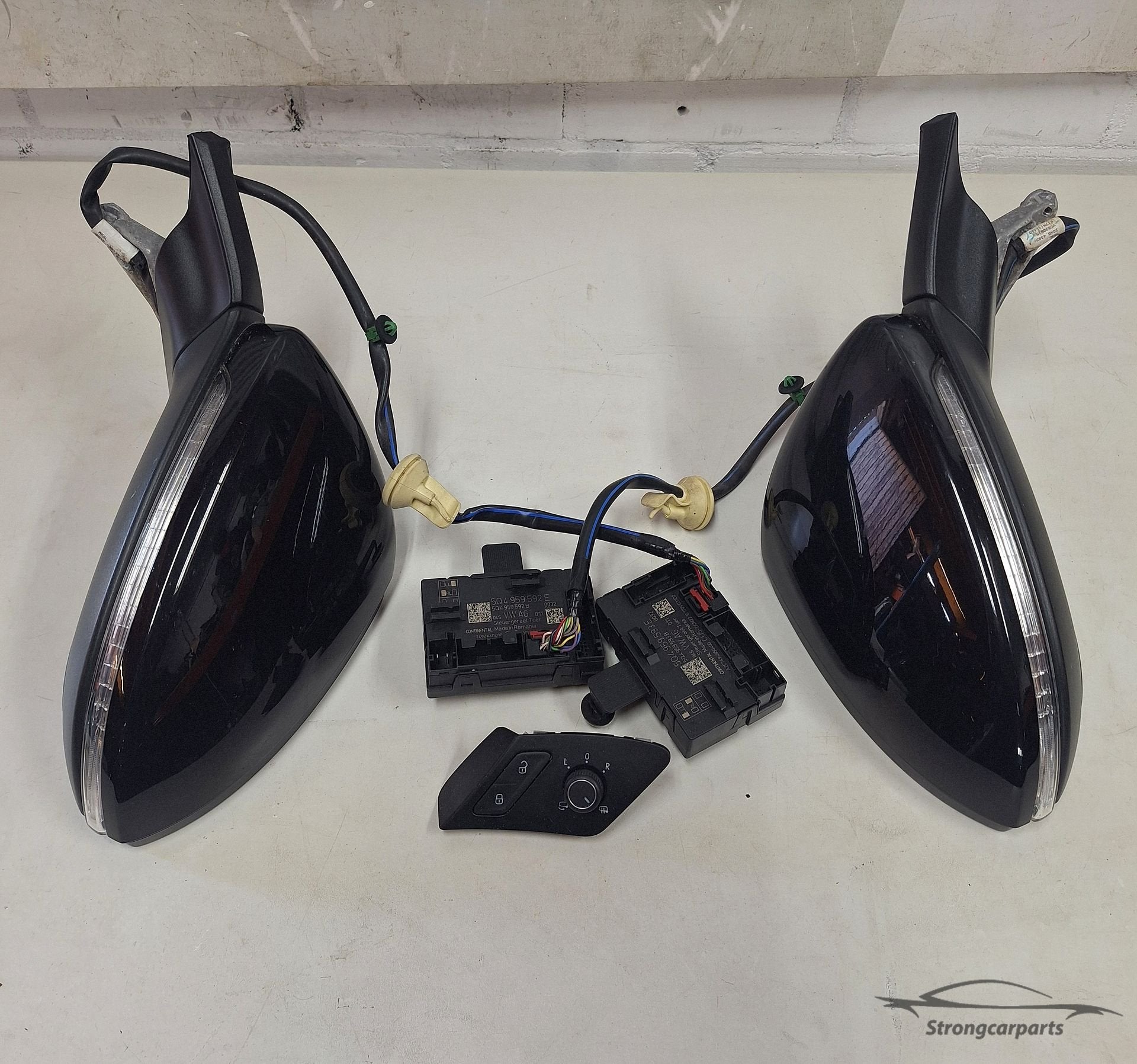 Elektrisch inklapbare Spiegels links & rechts VW Golf VII 7, Auto-onderdelen, Gebruikt, -, Volkswagen, -