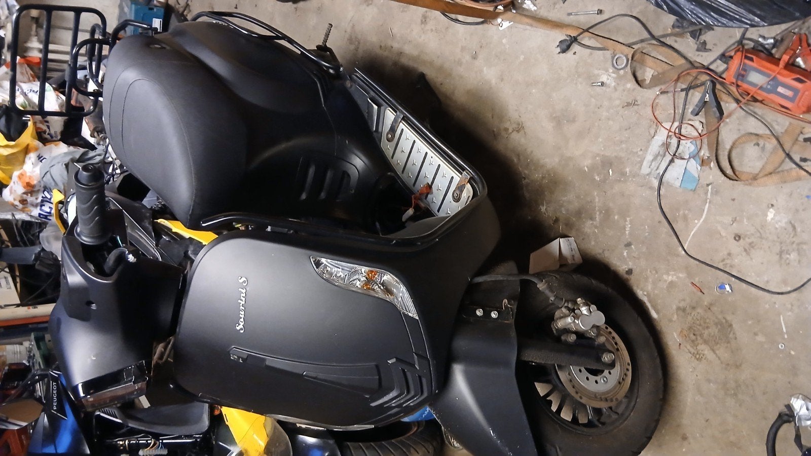 Lasourius Geel Kenten Scooter BJ 2021 - Zo goed als nieuw, Ophalen, Overige merken