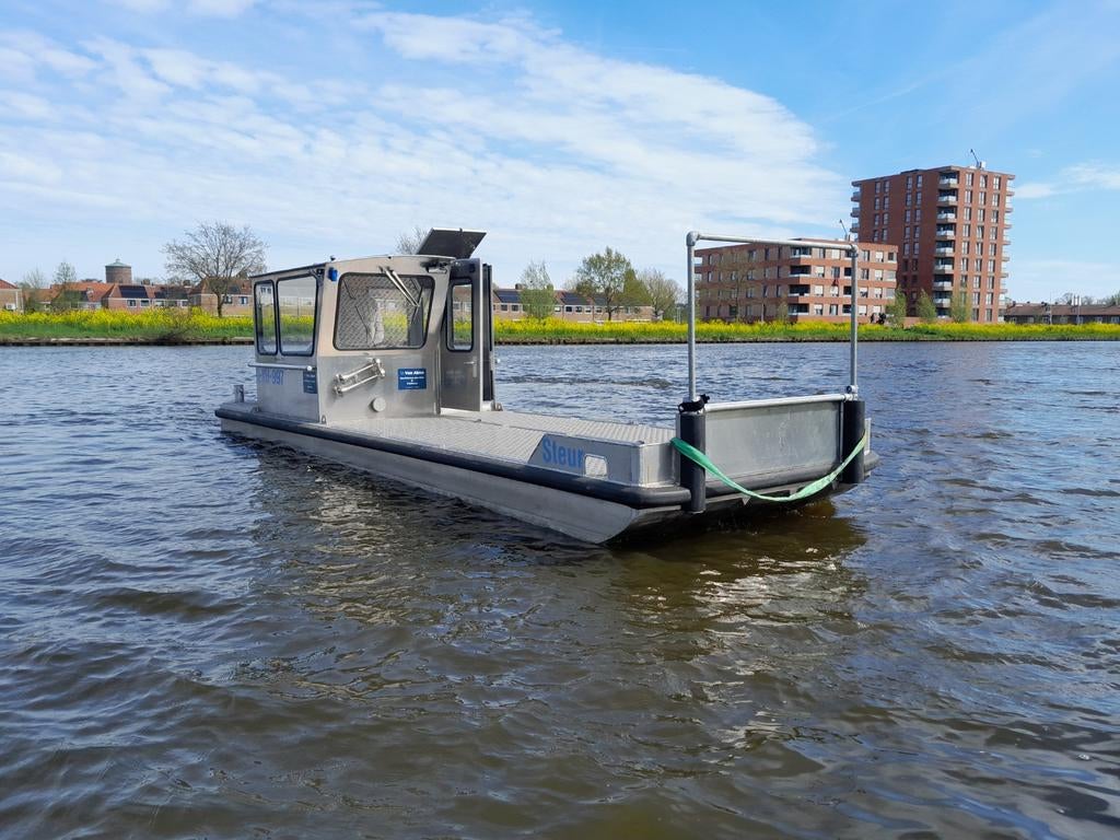 Te huur  aluminium platbodem werk ponton boot, Met schipper