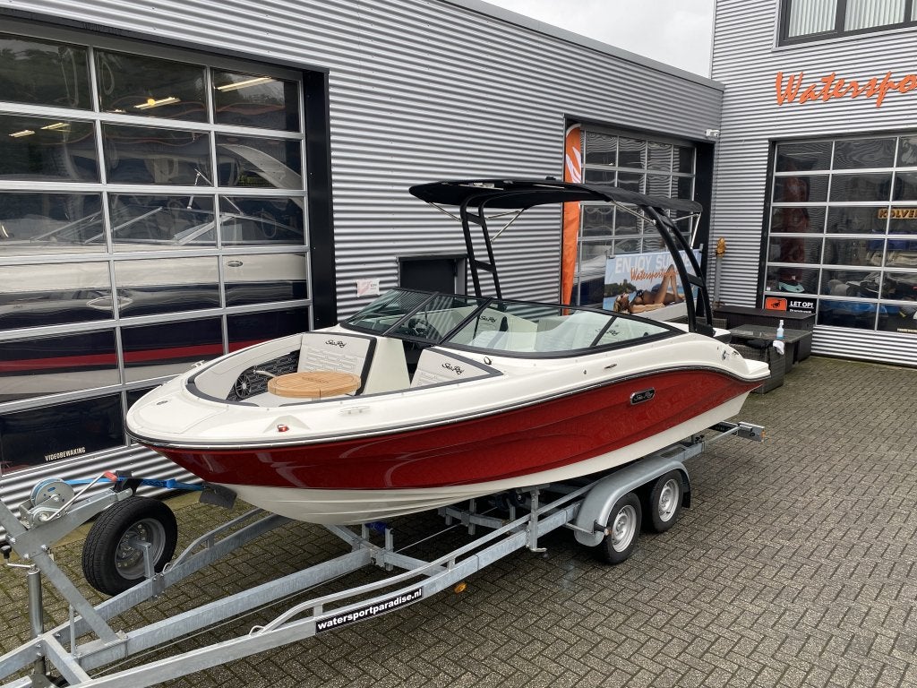Sea Ray SPX 190, 3 m, Gebruikt, Binnenboordmotor, Sea Ray