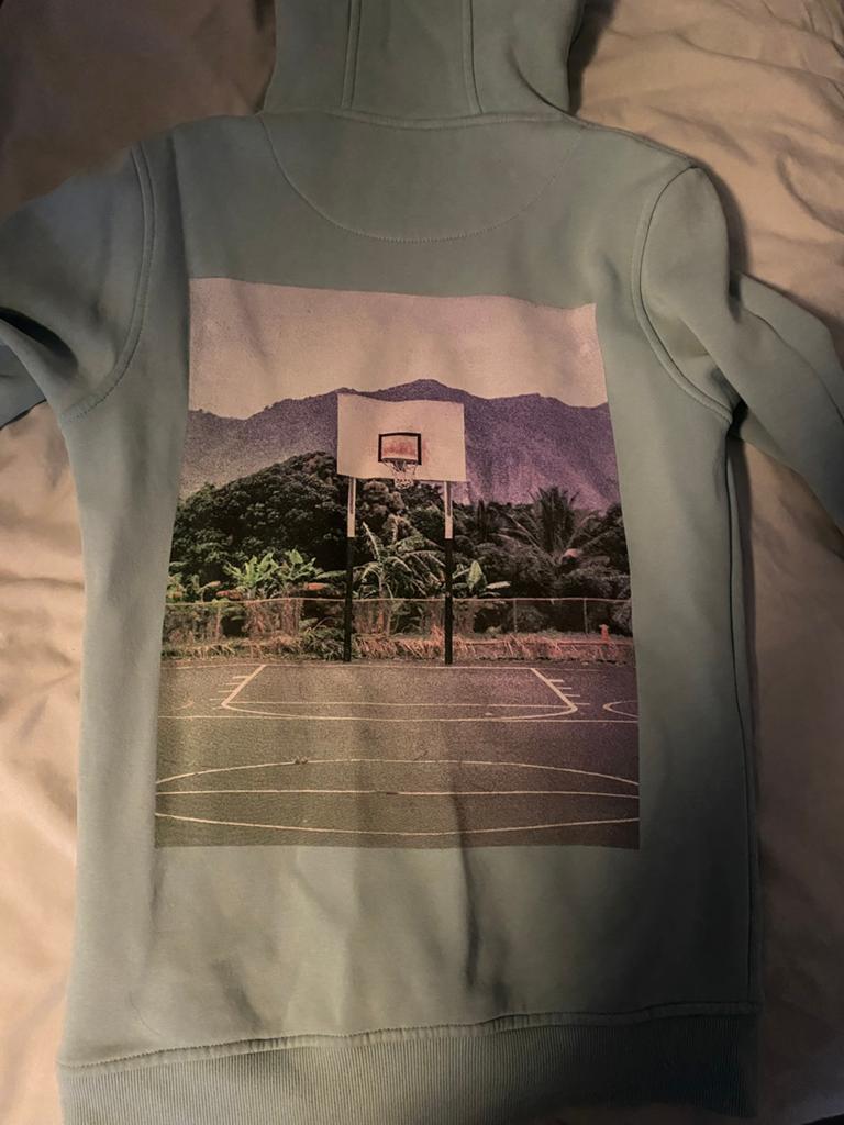 Te koop: Mr Tee basketbal hoodie mt s, Sport en Fitness, Basketbal, Ophalen of Verzenden, Zo goed als nieuw, Kleding