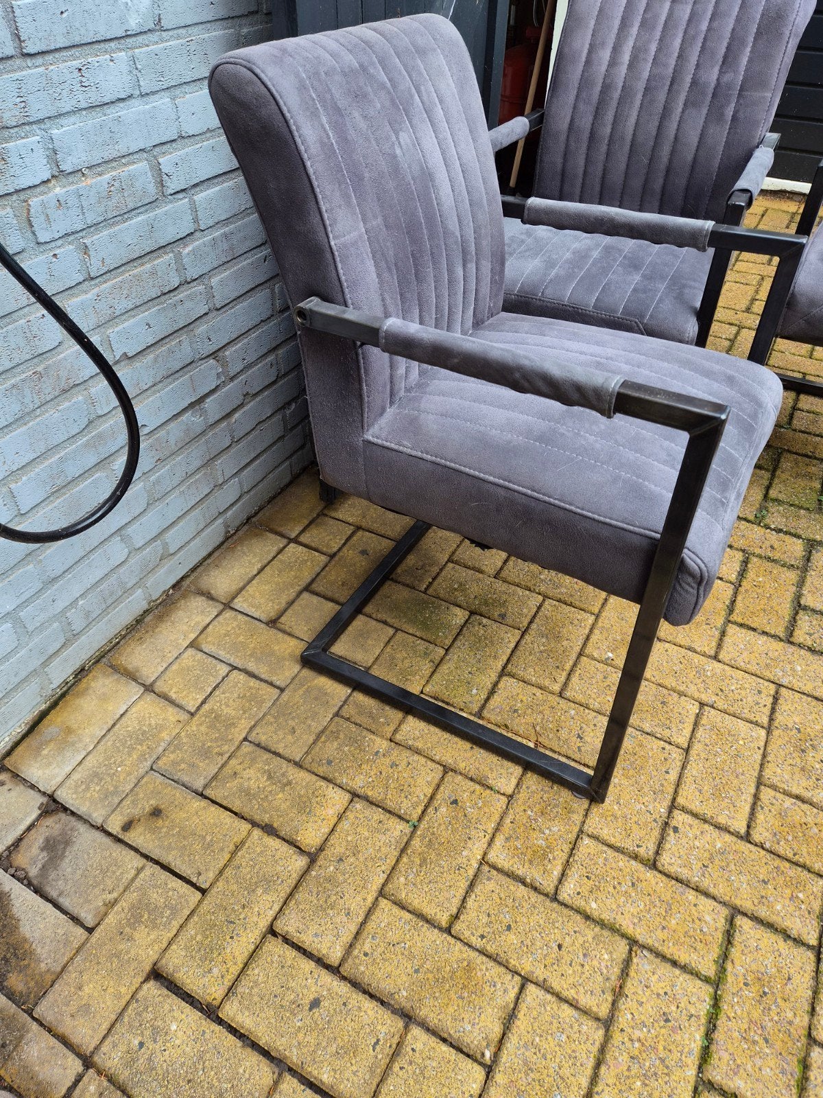 4 eetkamerstoelen gratis, Ophalen, Gebruikt, Vier, Stof