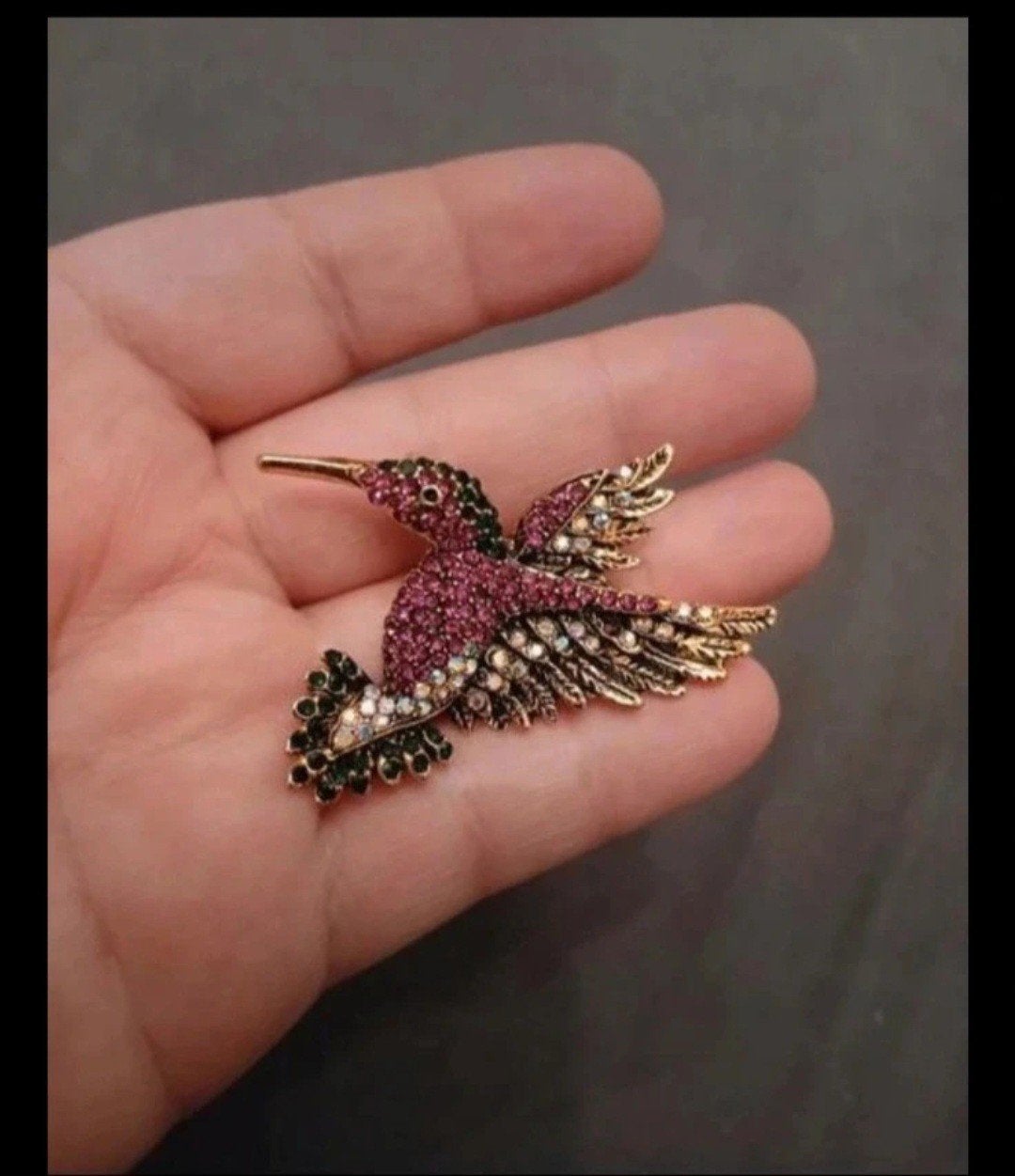 Nieuwe Broche Kolibrie met Strass en Kristallen, Overige materialen, 4 tot 7 cm, Met strass, Nieuw