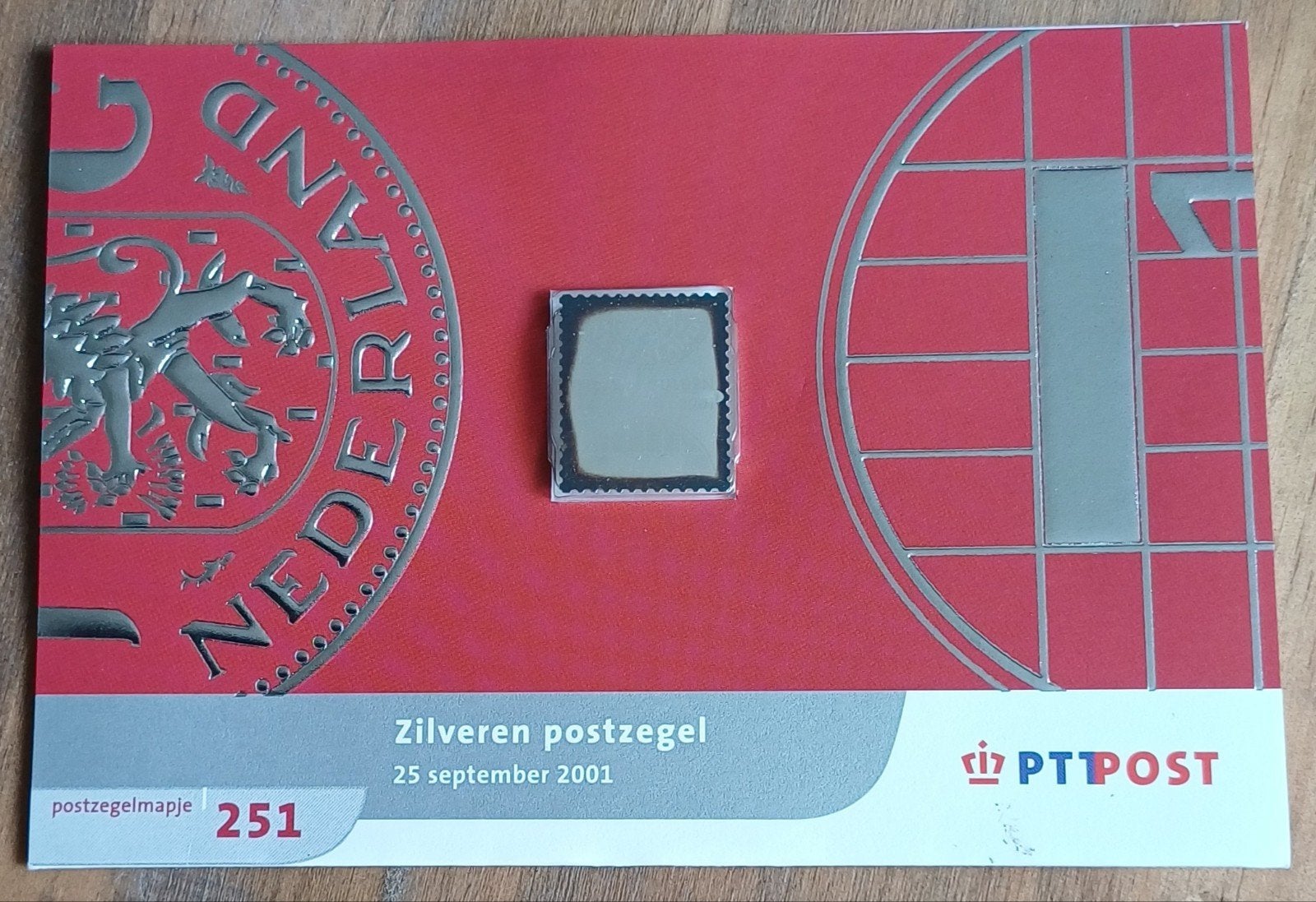 Zilveren postzegel Nederland 2001 - Postzegelmapje 251, Postzegels en Munten, Ophalen of Verzenden, Na 1940, Postfris