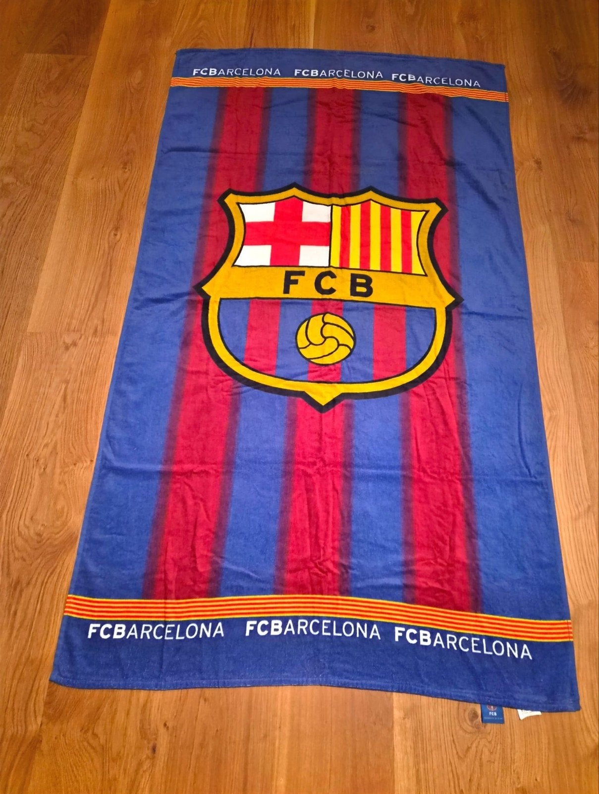 Nieuw Officieel FC Barcelona Strandlaken XL 97x165cm Katoen, Ophalen of Verzenden, Nieuw, Buitenlandse clubs, Overige typen