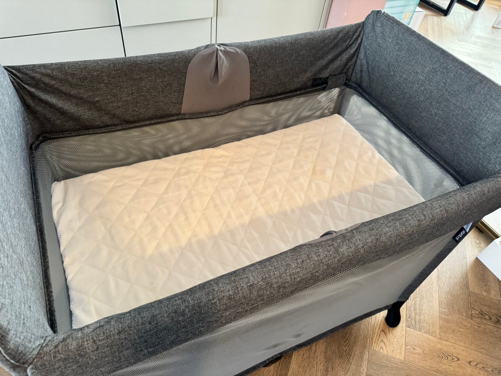 Bugaboo Stardust campingbedje – goede staat — grijs, Ophalen of Verzenden, Zo goed als nieuw, Reisbedje