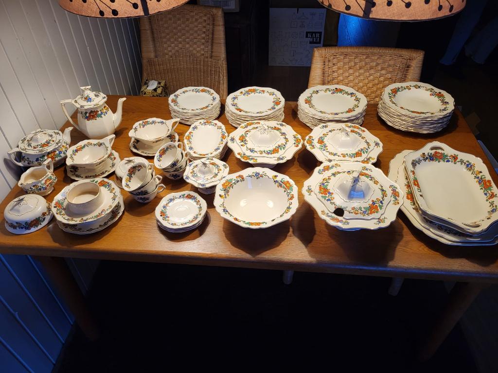 100 jaar oud John Madock compleet servies, Antiek en Kunst, Ophalen
