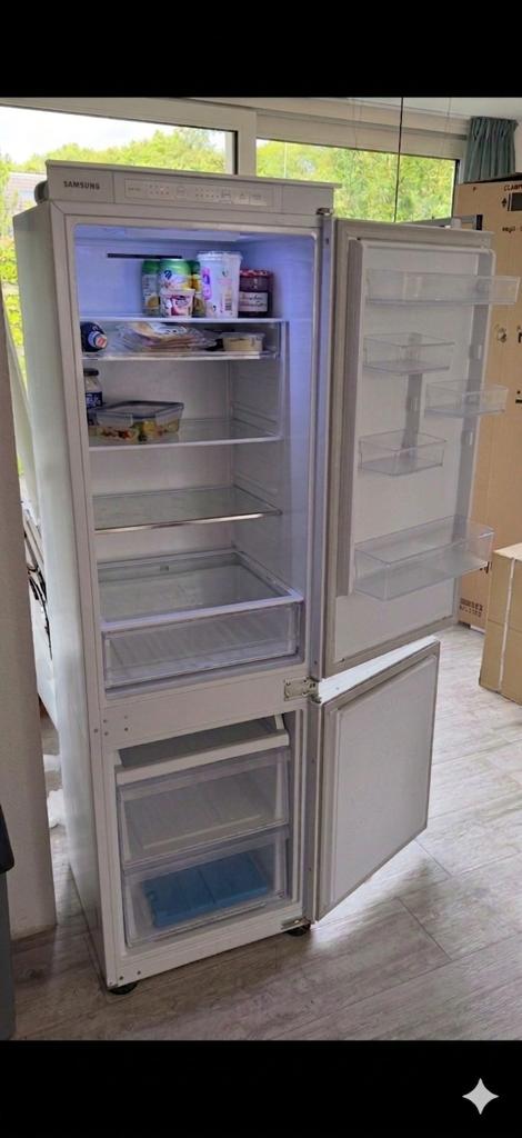 Samsung Inbouw koelkast met diepvries, Witgoed en Apparatuur, Koelkasten en IJskasten, Ophalen, 200 liter of meer, Met aparte vriezer