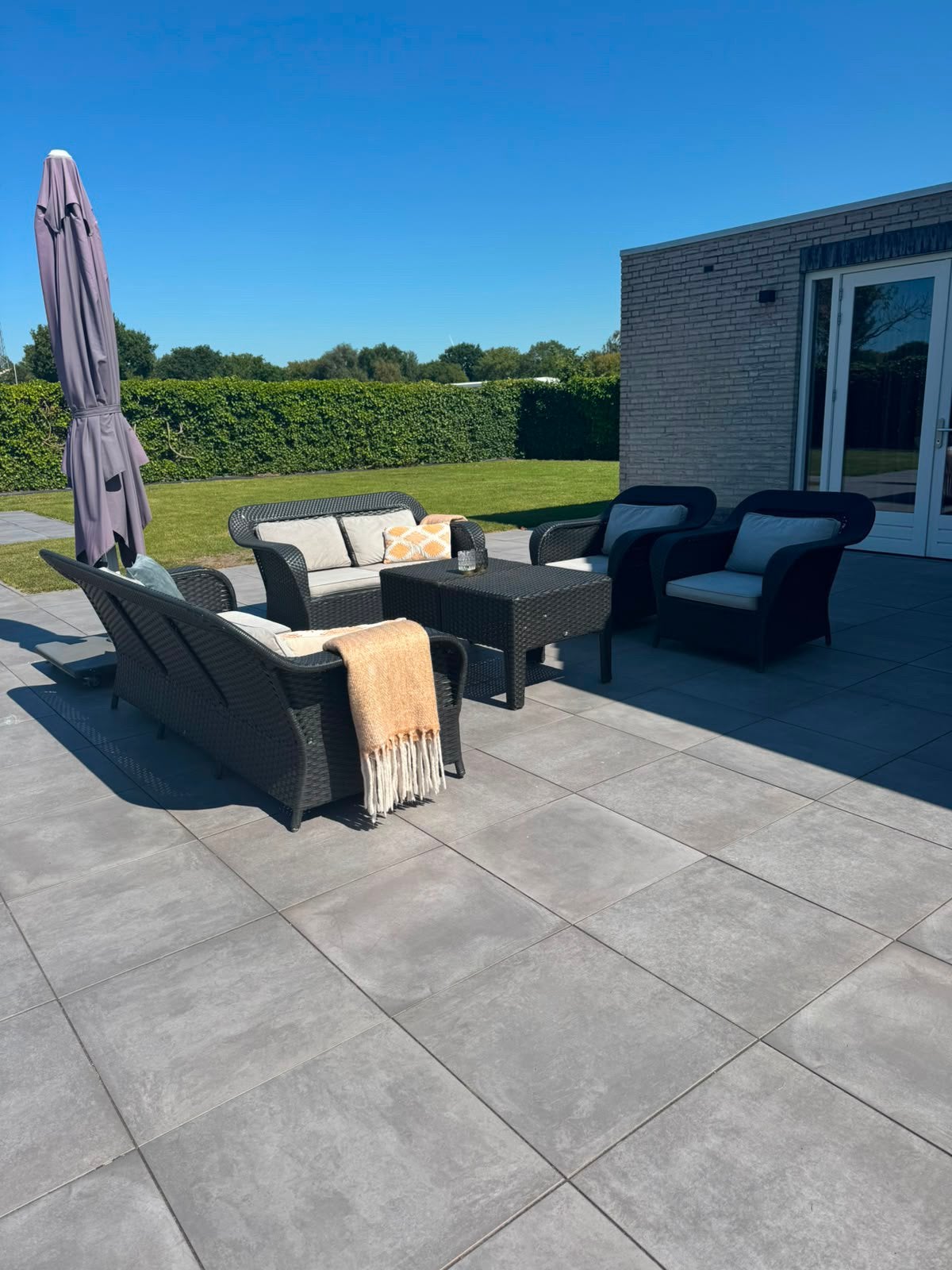 Borek Loungeset Wicker Zwart - 2 banken, 2 stoelen, 2 tafels, Tuin en Terras, Tuinsets en Loungesets, Ophalen, Gebruikt, 6 zitplaatsen