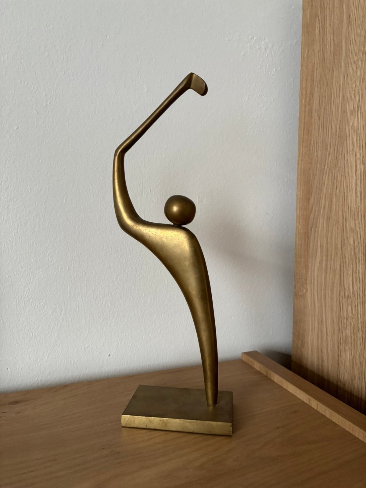 Golfer messing vintage brass beeld zwaar sculptuur 70s 80s, Ophalen, Overige typen, Goud, Overige materialen