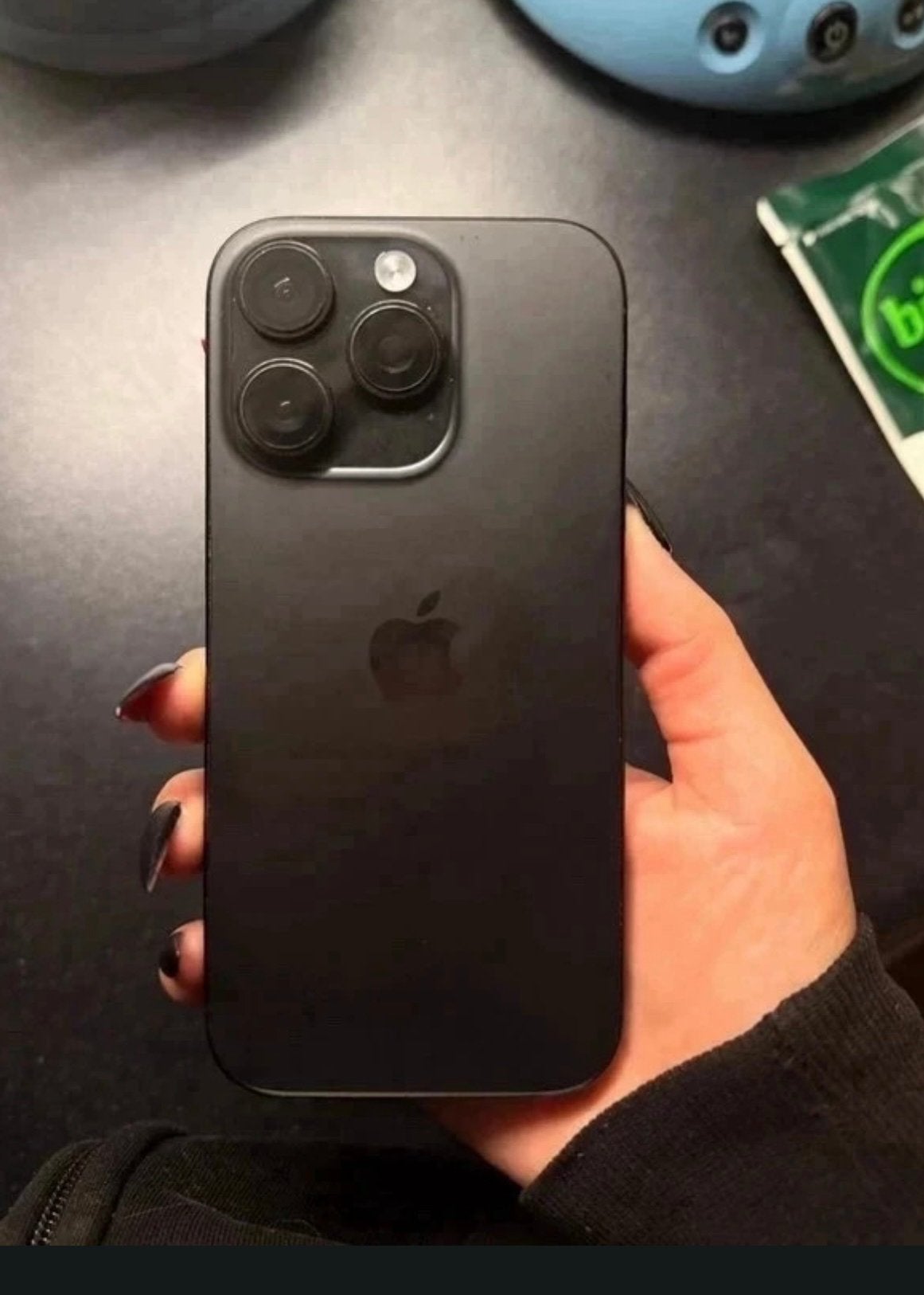 Iphone 16 Pro titanium black 128gb, Telecommunicatie, IPhone 16 Pro, 80 %, Verzenden, Zwart