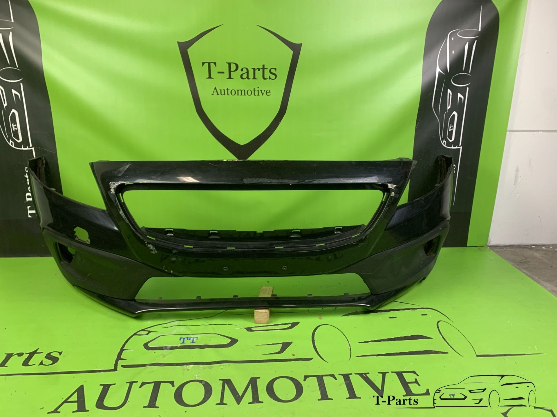 volvo v40 cross country voorbumper bumper