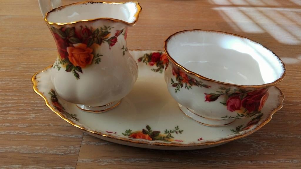 Royal Albert Old Country Roses Melkkan Suikerpot ophalen, Ophalen