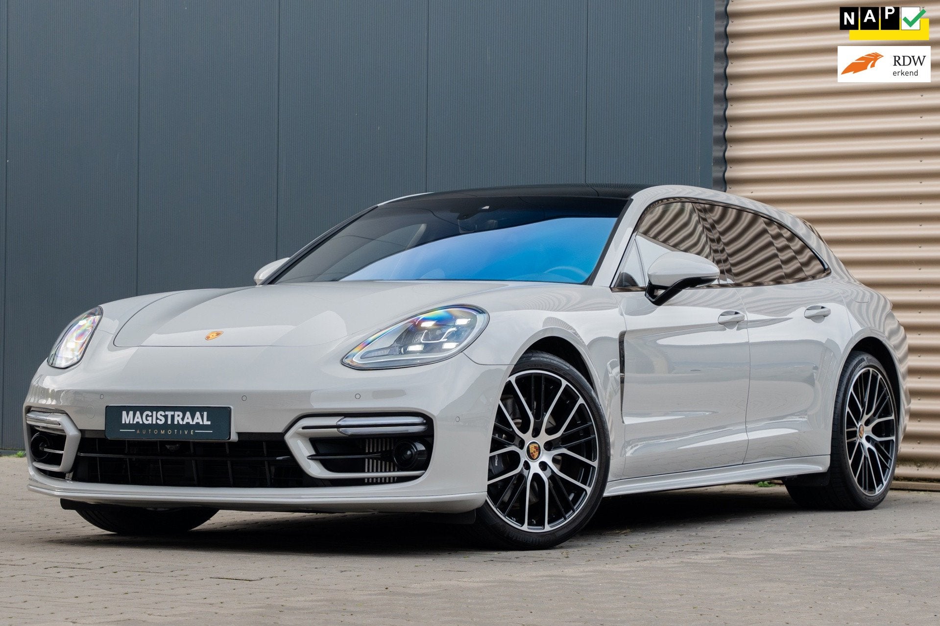 Porsche Panamera Sport Turismo 2.9 4 E-Hybrid Platinum Editi, Auto's, Automaat, Dealer onderhouden, Gebruikt, 48 km/l