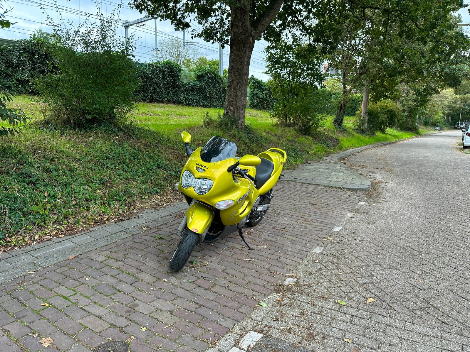 Suzuki GSXF 600 A2 35kW, Motoren, Sportuitlaat, Occasion, 4 cilinders, Minimaal motorrijbewijs A2