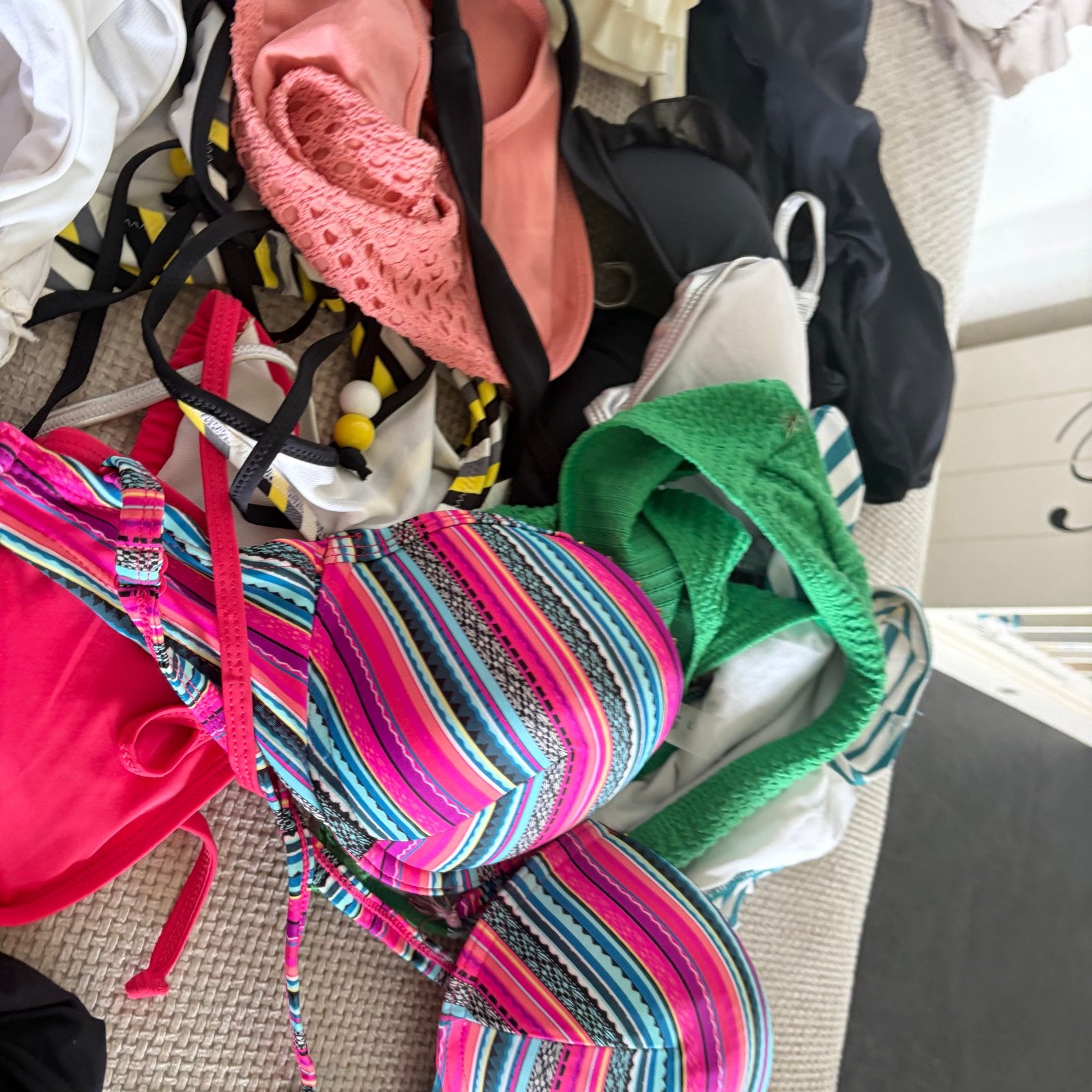 Diverse badkleding: bikini's en badpakken, Kleding | Dames, Badmode en Zwemkleding, Ophalen of Verzenden, Gedragen, Overige kleuren