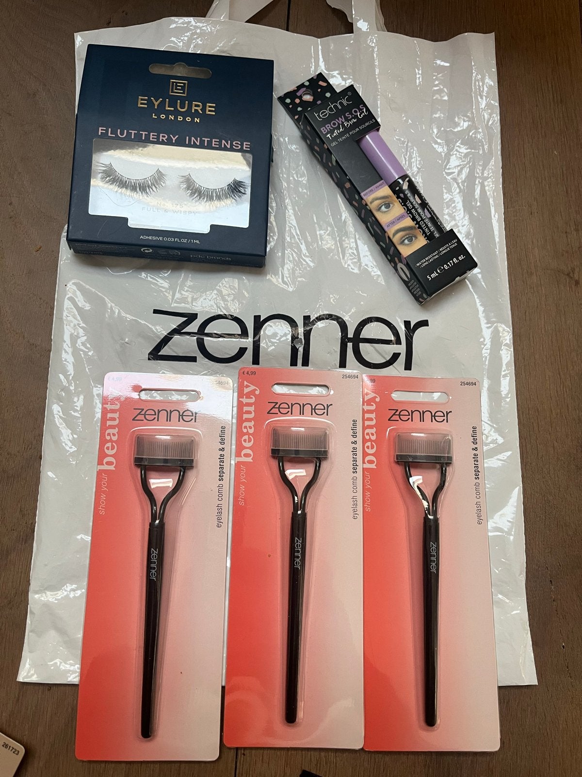 Make-up en haaraccessoires pakket - Nieuw, Nieuw, Ophalen of Verzenden, Make-up, Overige kleuren