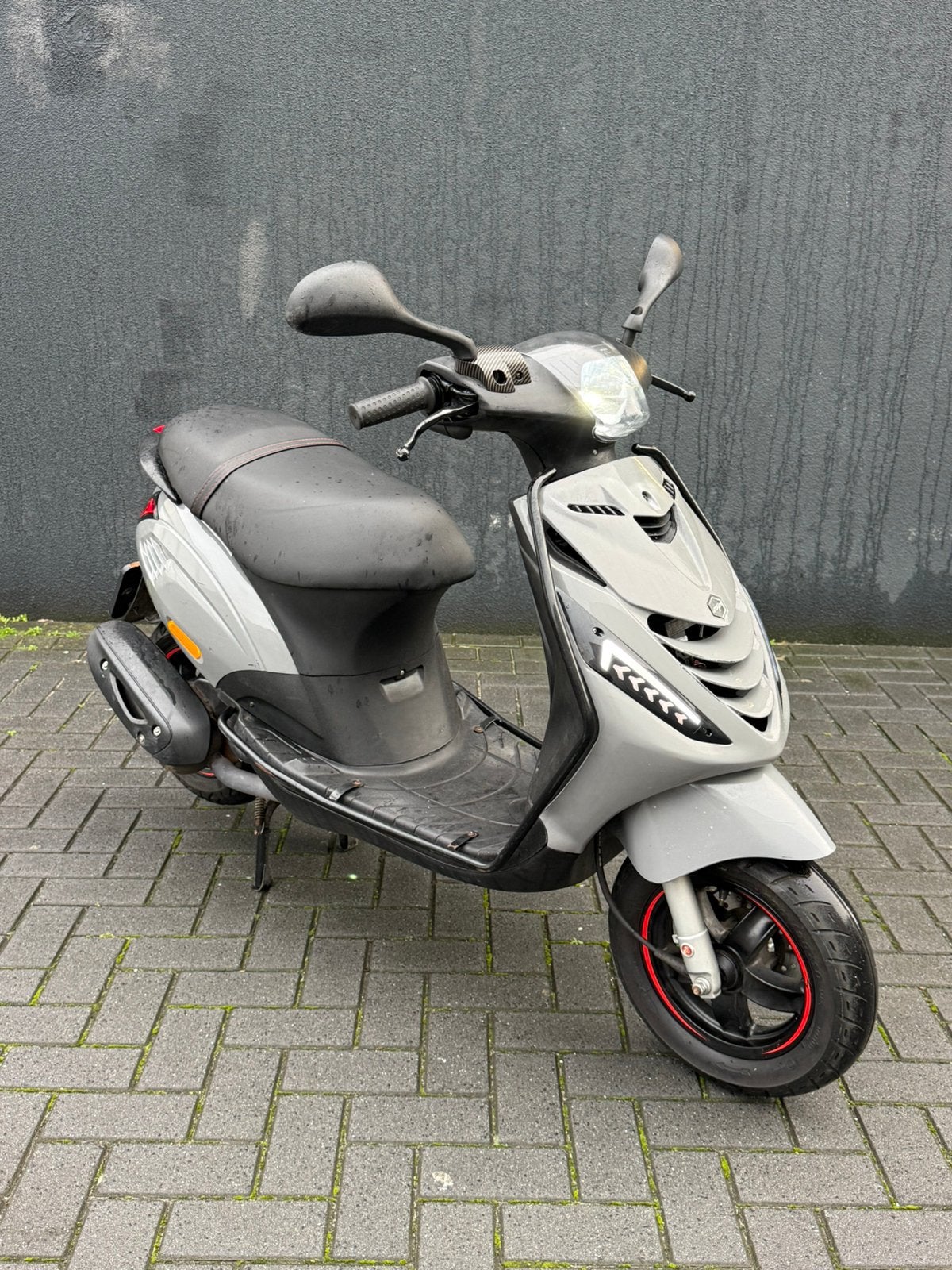 Piaggio Zip Snor 2024 iget e4 (zip sp runner skr 80cc 125cc), Ophalen, Zo goed als nieuw, Benzine