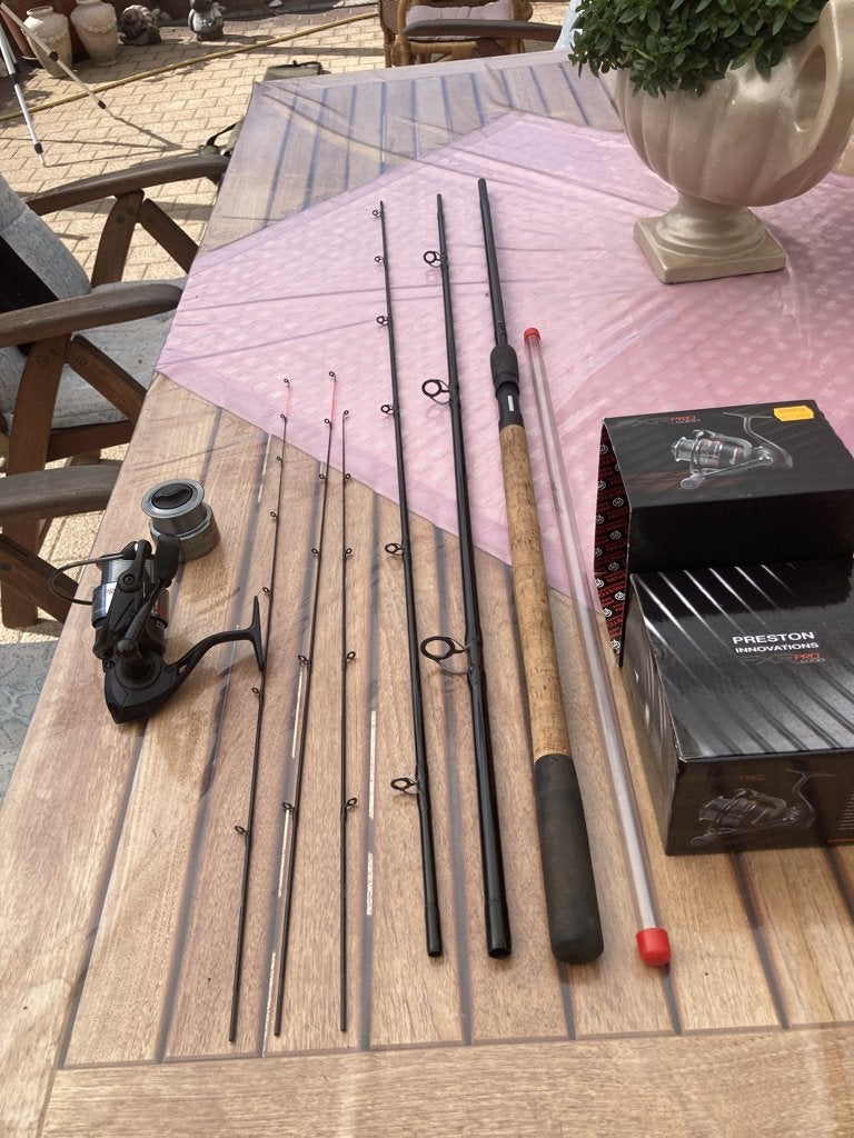 Te Koop Feeder Preston Dutch master met preston molen, Ophalen, Nieuw, Complete set