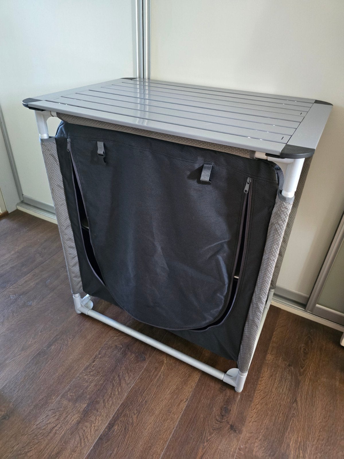 Campingkast / Opbergkast - B75 x D53 x H85 cm, Caravans en Kamperen, Ophalen, Zo goed als nieuw