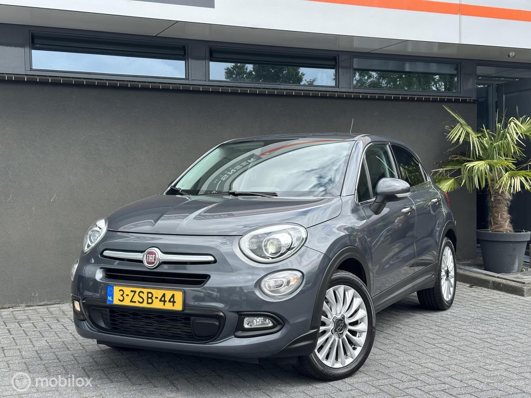 Fiat 500X 1.4 Turbo MultiAir Lounge|Navi|Camera|Trekhaak, Voorwielaandrijving, Gebruikt, 4 cilinders, 500X