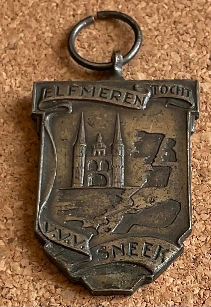Medaille - ELFMEREN TOCHT - vvv SNEEK., Postzegels en Munten, Ophalen of Verzenden, Overige materialen, Nederland