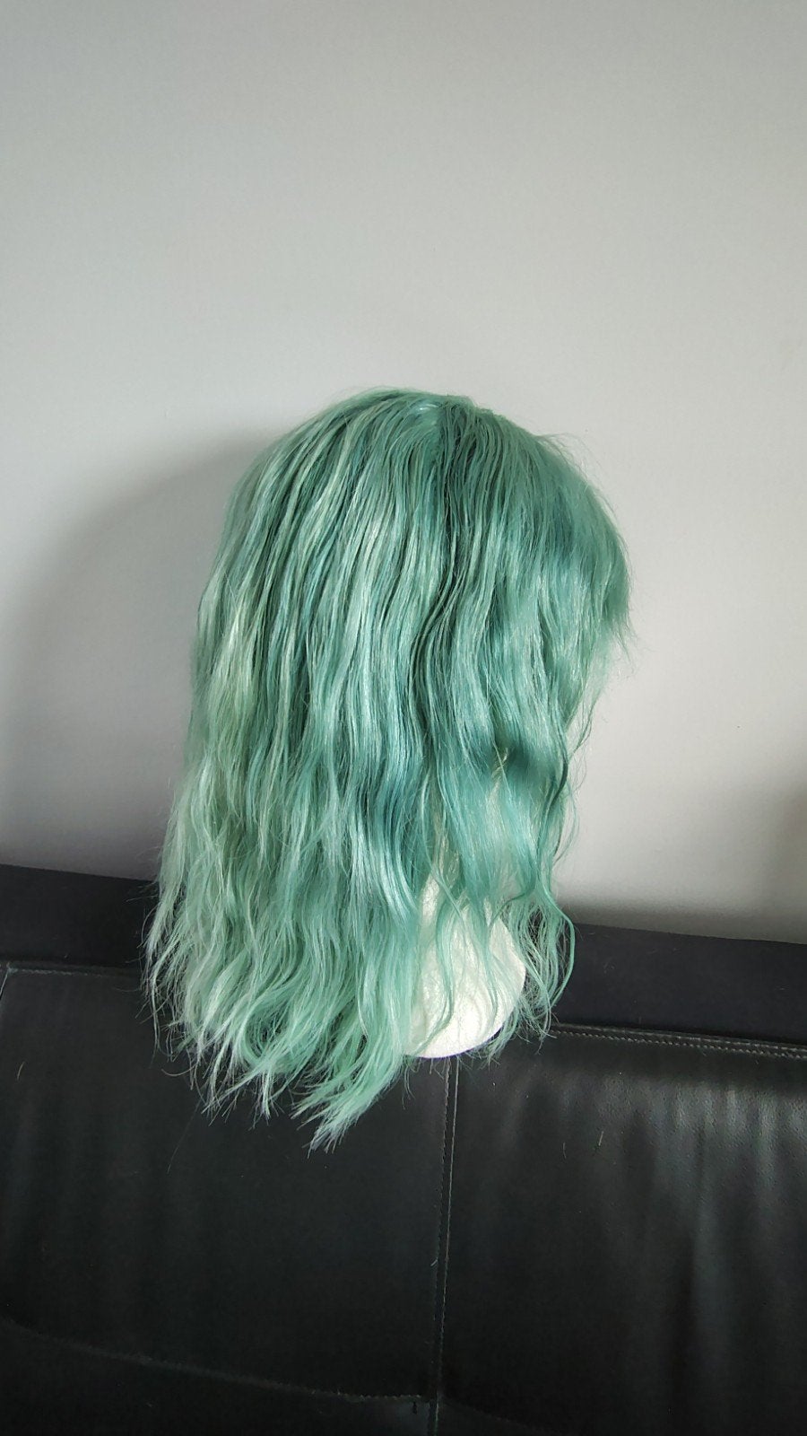 Pruik haarwerk wavy lace wig echt haar groen blauw, Onbekend, Ophalen of Verzenden, Gedragen
