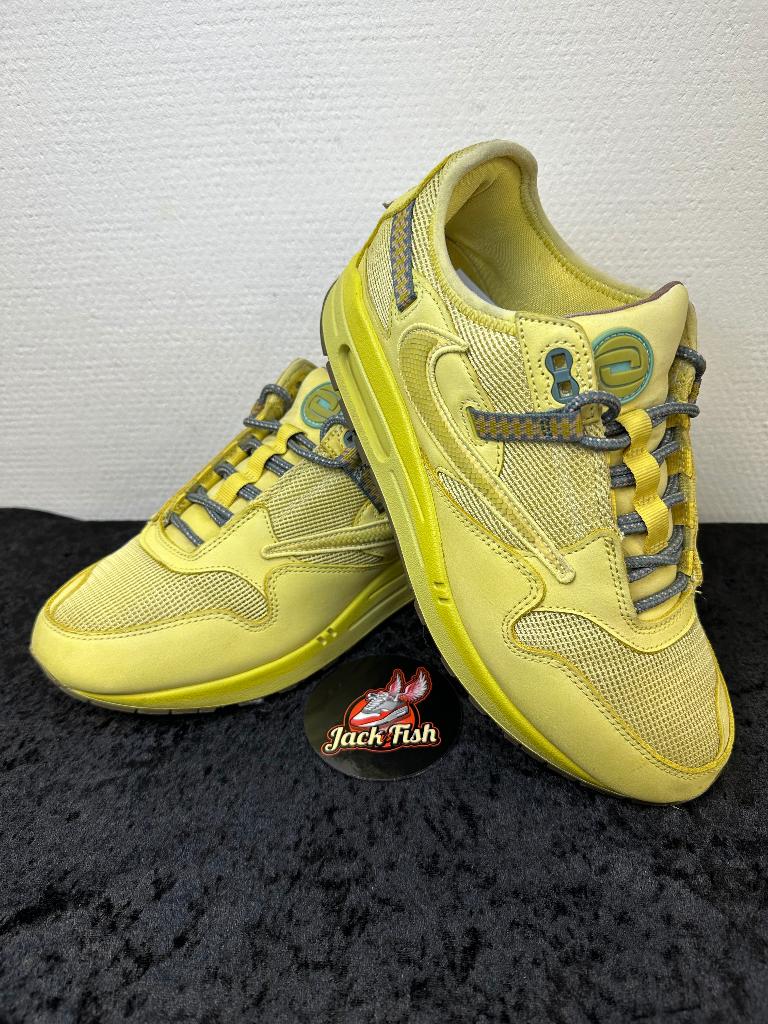 Nike air Max 1 Travis Scott Saturn Gold - size 42,5, Kleding | Heren, Schoenen, Nike air max, Overige kleuren, Ophalen of Verzenden