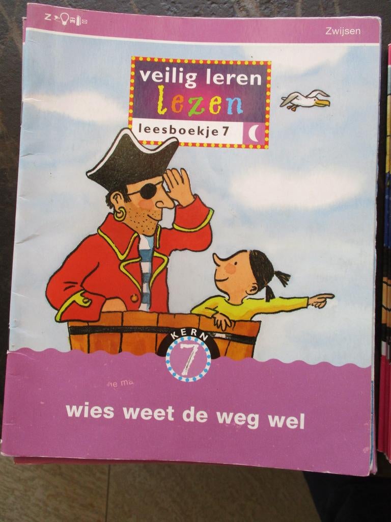 Veilig leren lezen leesboekje Zwijsen 7 maantjes boek Avi M3, Boeken, Ophalen of Verzenden, Gelezen, Zwijsen, Fictie algemeen