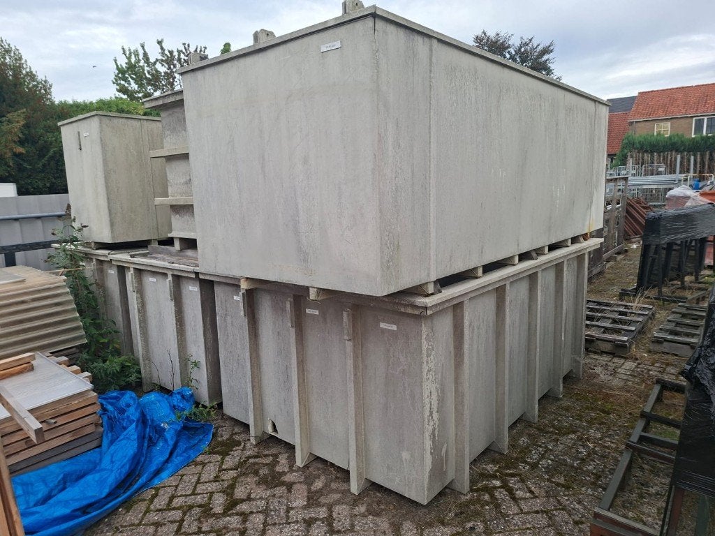 Vloeistof bunkers diverse maten en soorten, Ophalen, 100 cm of meer, 60 cm of meer, Nvt