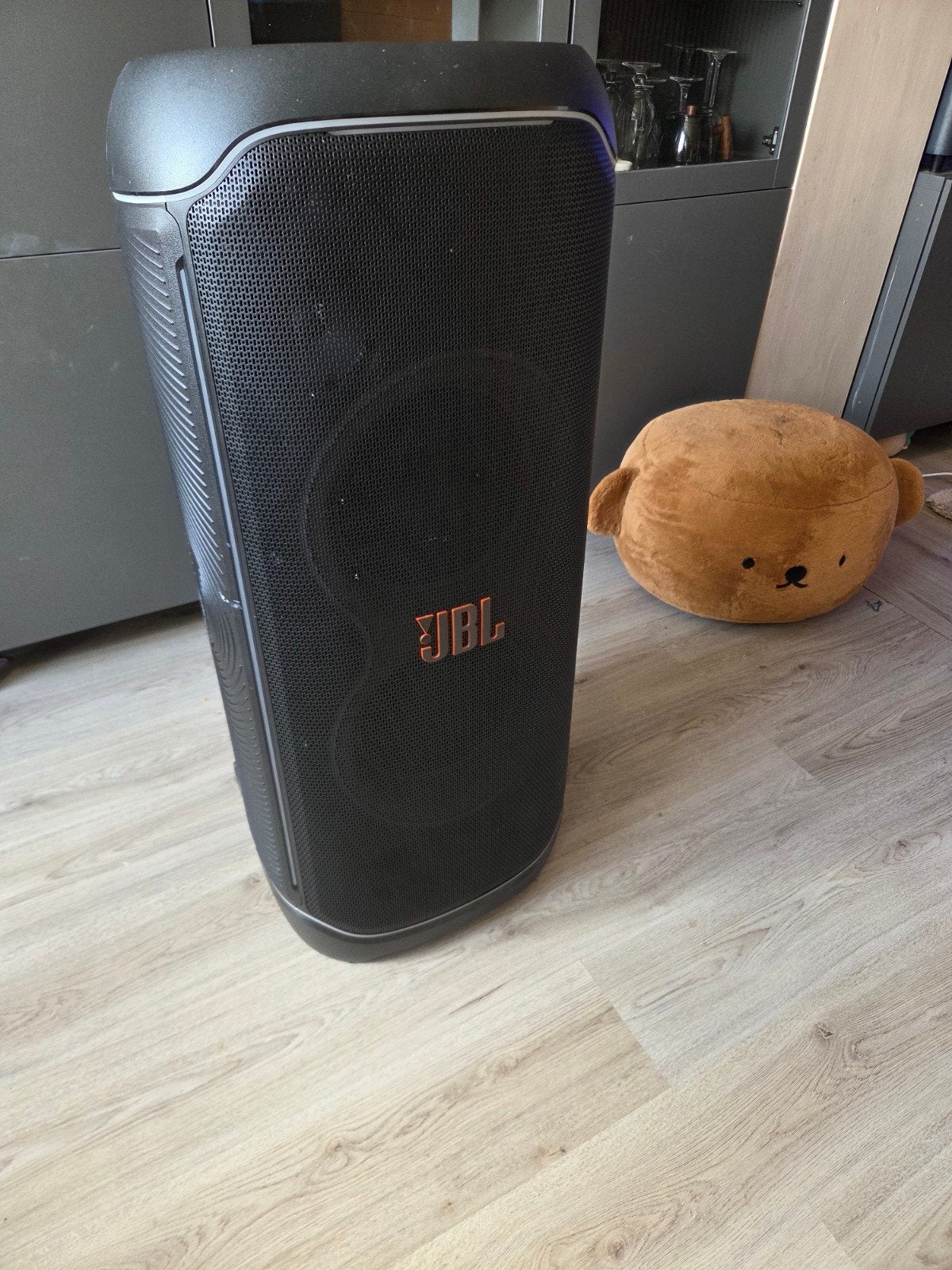 JBL partybox ultimate 1100 Watt