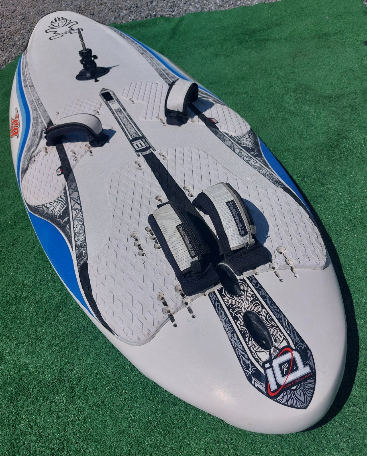 Beginners surfset Starboard Go 131 zacht dek, zeil 6.0 m², Watersport en Boten, Windsurfen, Ophalen, 250 tot 300 cm, Gebruikt